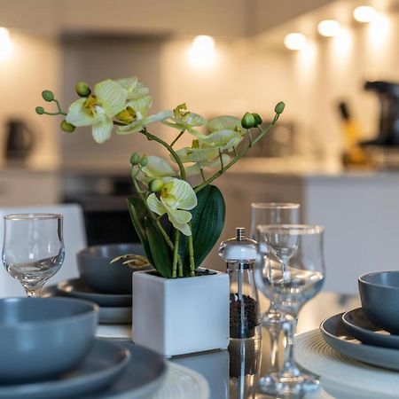 Windsor Luxury Studio Apartment Kültér fotó